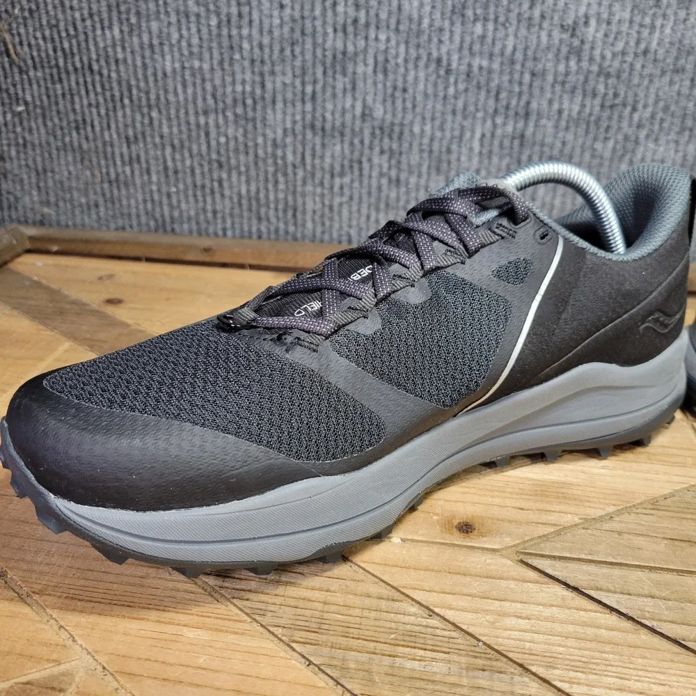 Saucony Xodus Ultra Women's 11.5 Black Charcoal Trail Running Hiking Shoes Hike